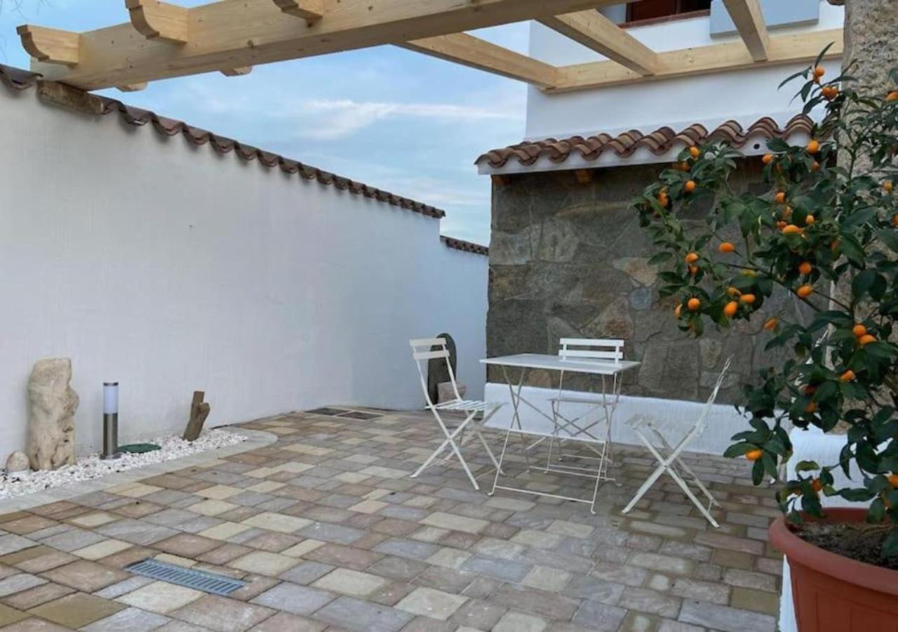 Loft Comodo Ed Elegante • Wi-Fi E Colazione Sanluri Exterior foto